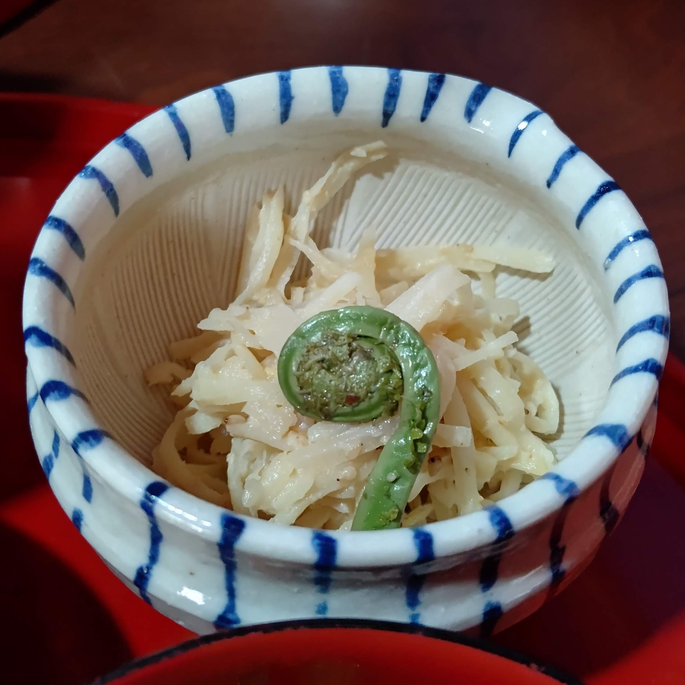 富山県高岡市 竹の子料理 山口家 竹の子天麩羅定食 胡麻和え