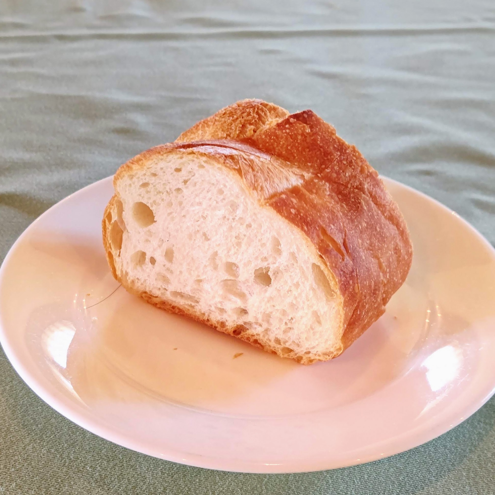 山梨県甲府市 キャセロール 昼のレディースコース パン