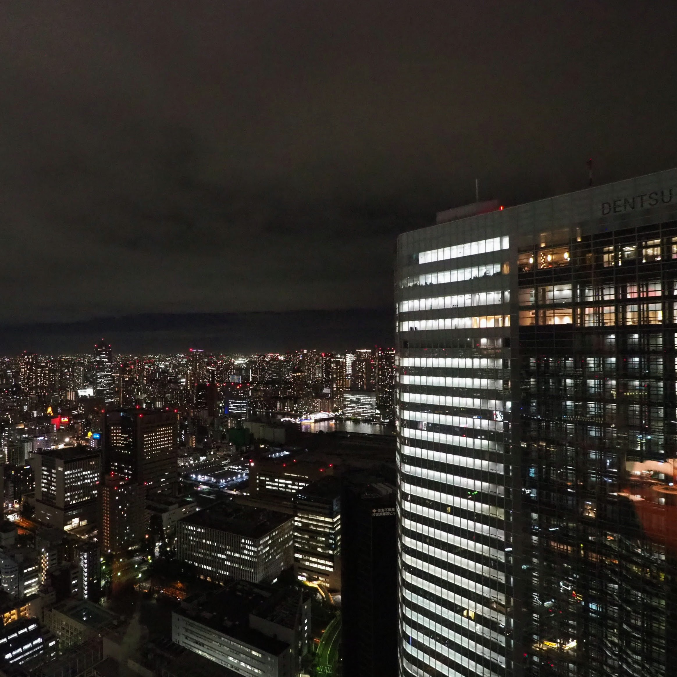 東京都港区 天空焼肉 星遊山 個室 景色 窓際 夜景 電通ビル