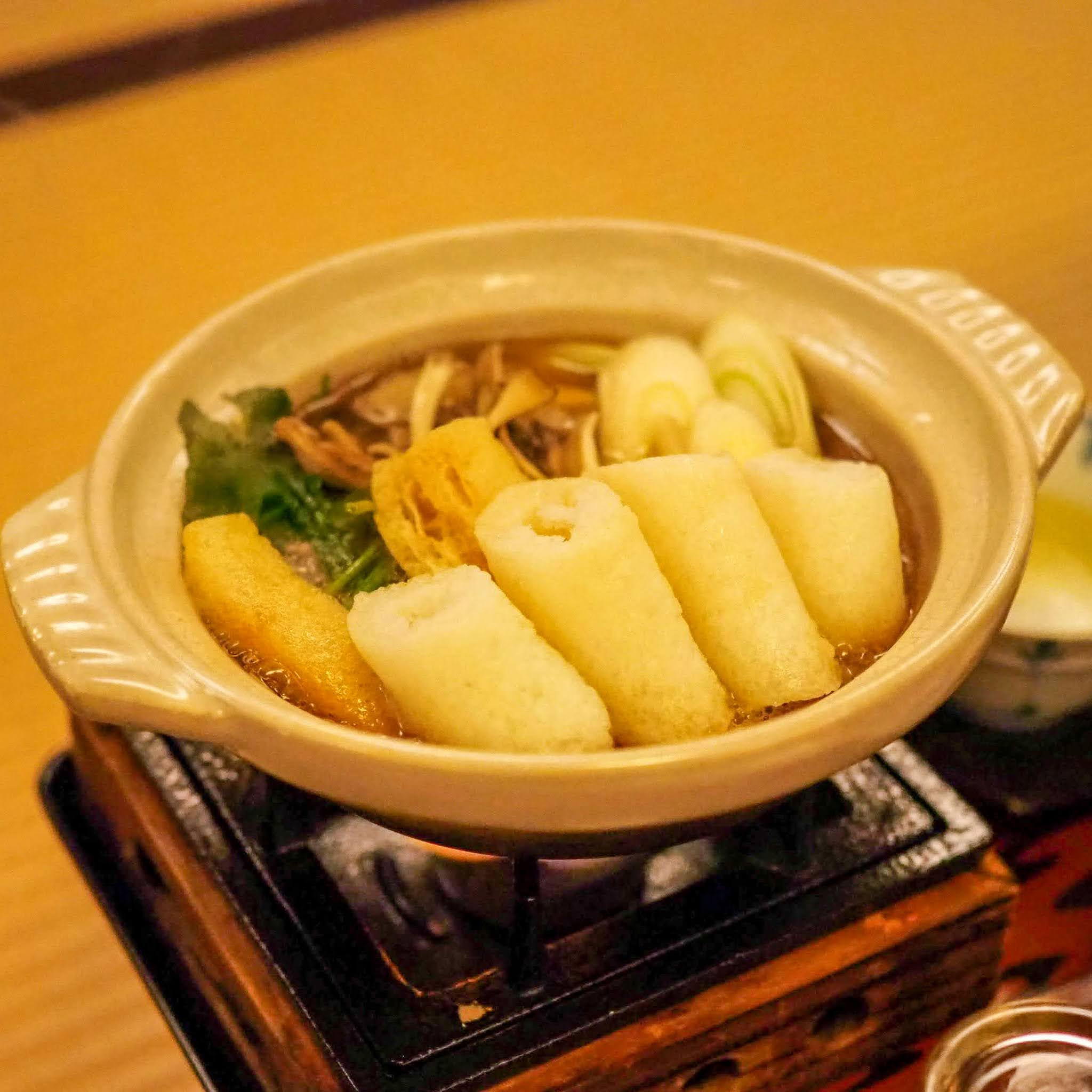 秋田県能代市 能代市旧料亭 金勇 食事 きりたんぽ鍋