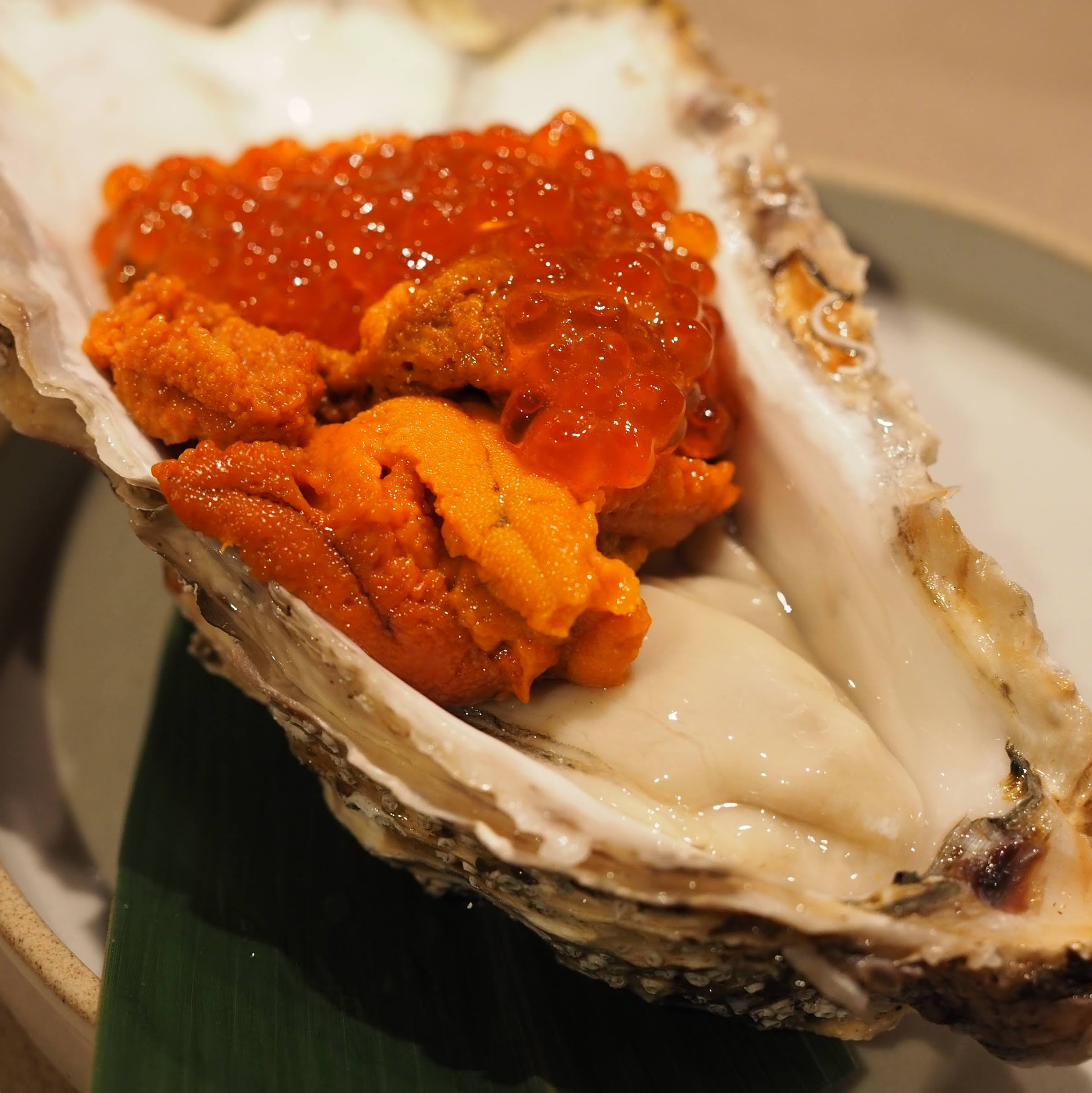 東京都新宿区 北海道レストラン KIBORI 木彫り 生牡蠣 いくらうにのせ