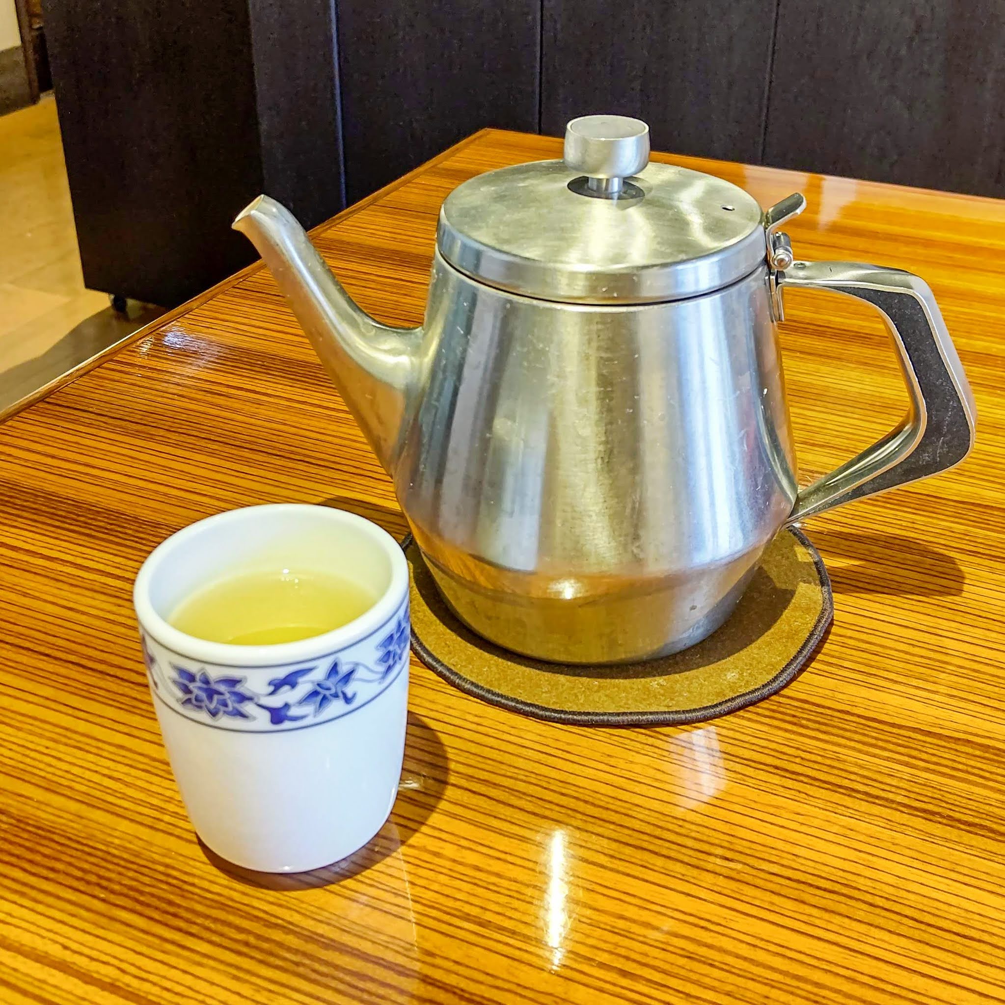 神奈川県横浜市 重慶飯店 本館 横濱賓館 お茶