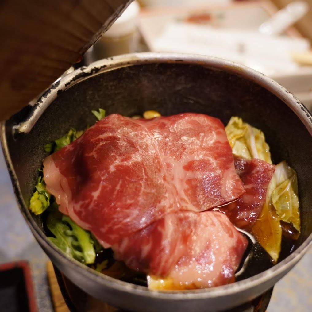 静岡県賀茂郡 稲取東海ホテル湯苑 夕食 鍋物 国産牛スキ鍋 野菜一式