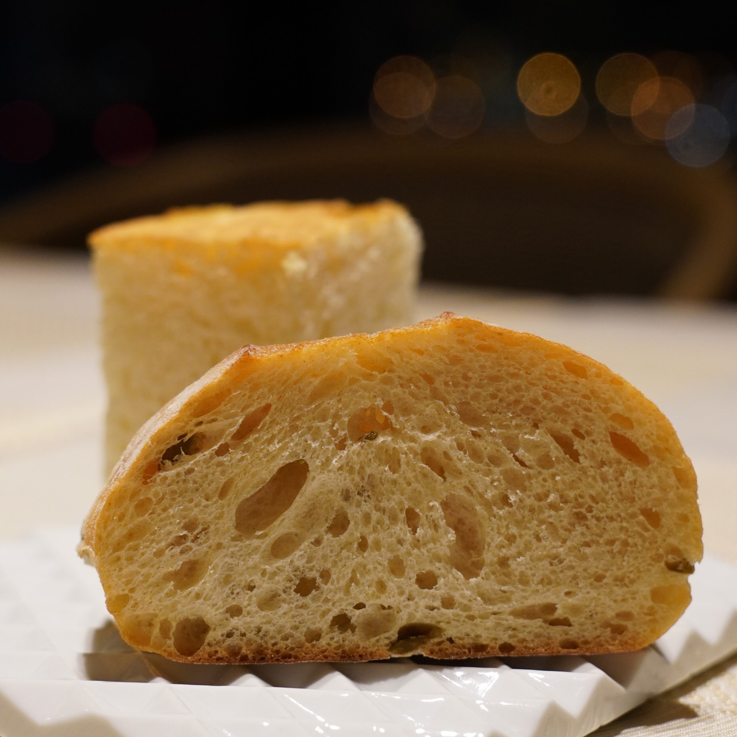 神奈川県横浜市 RISTORANTE E’VOLTA Unico Polo パン