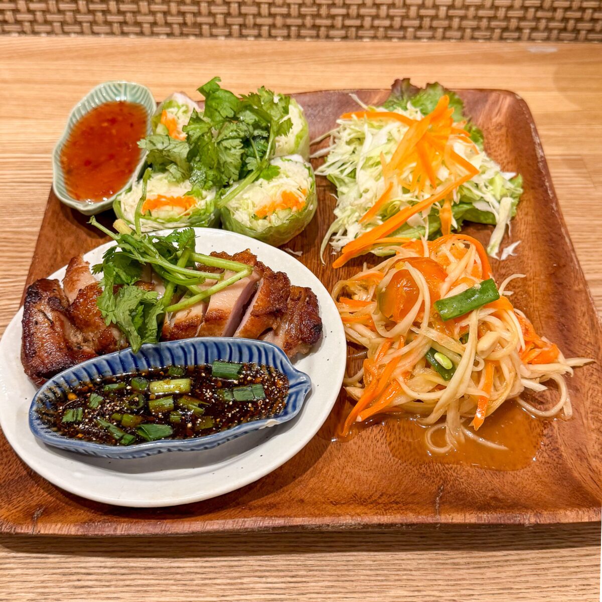 UAMFAN THAI 屋台プレート