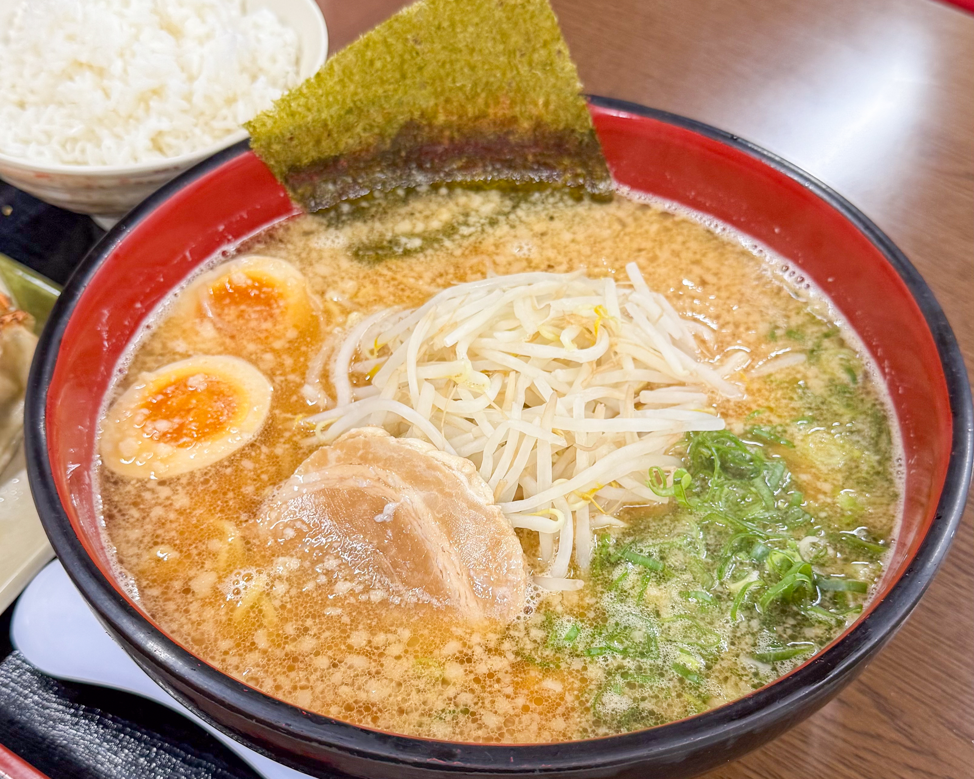にんたまラーメン ゆにろーず 大宮T.S店 味噌