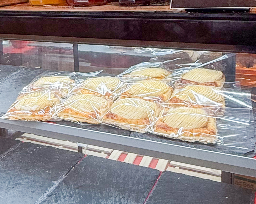 パイスタンダード パイスタ 純生食パン工房 HARE/PAN 南越谷店