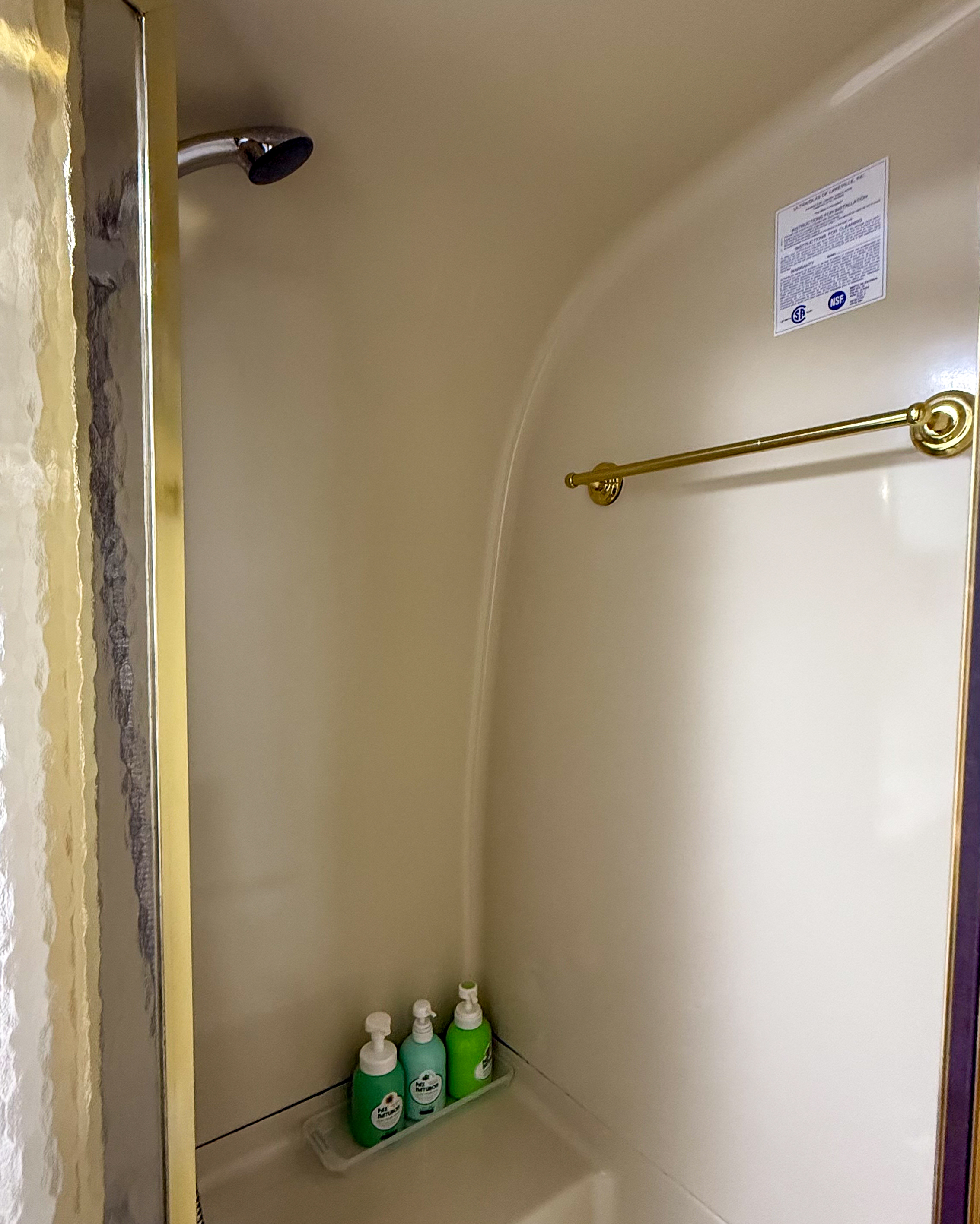 フォレストパークあだたら 常設トレーラー シャワールーム