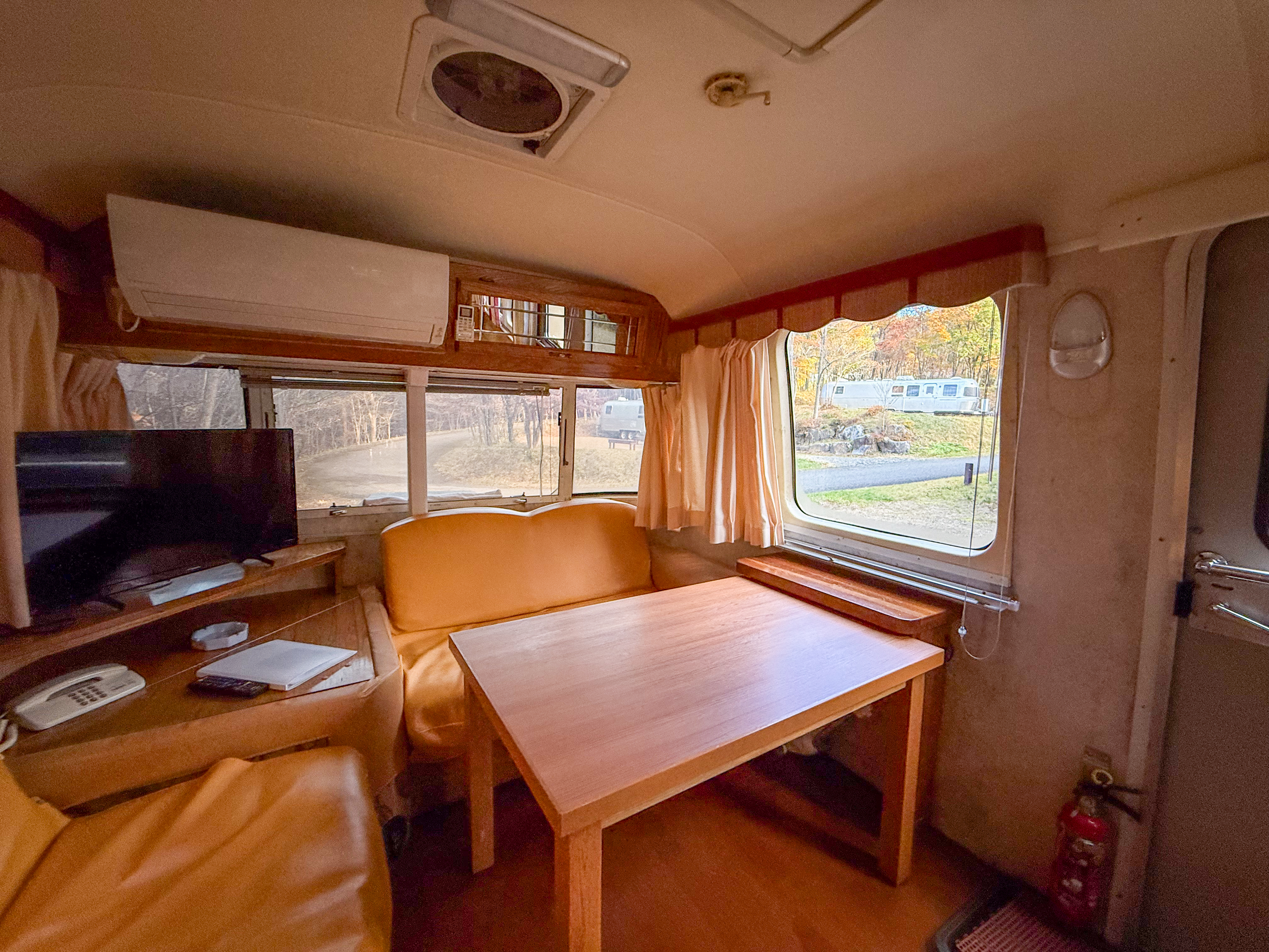 フォレストパークあだたら 常設トレーラー