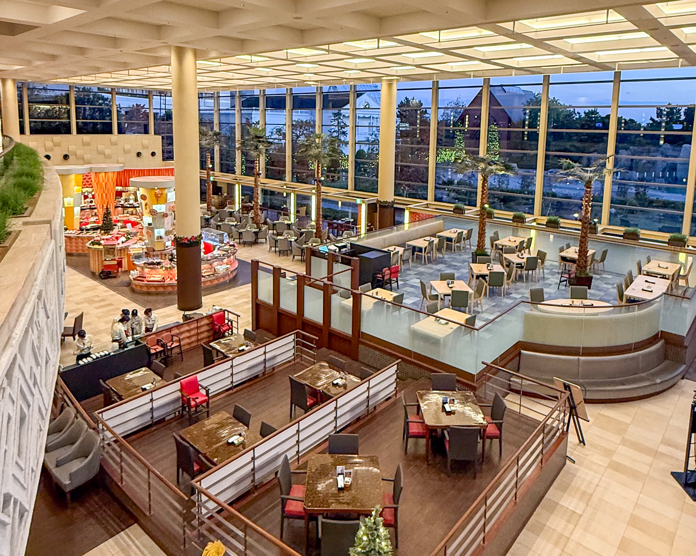 シェラトン・グランデ・トーキョーベイ・ホテル グランカフェ