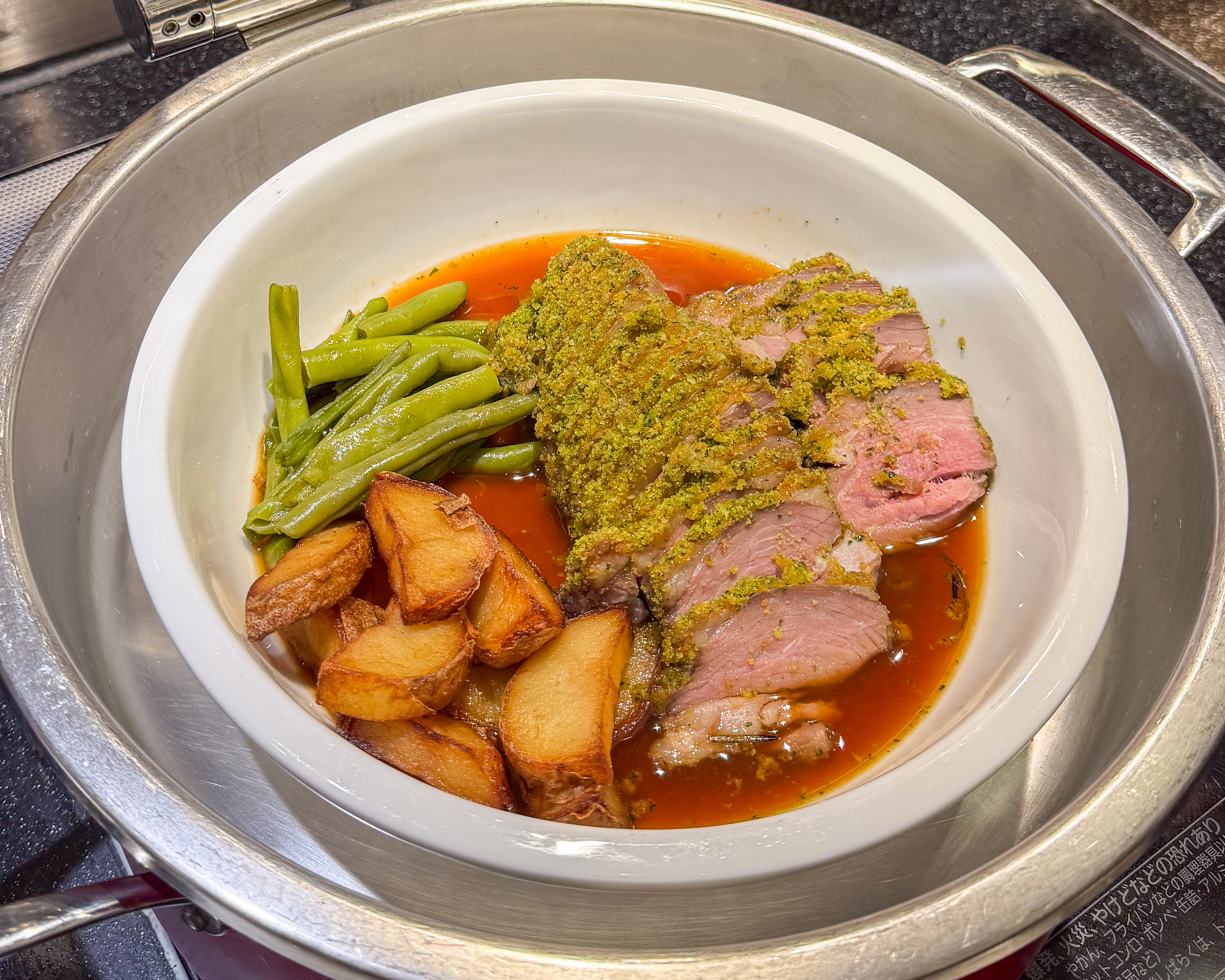 シェラトン・グランデ・トーキョーベイ・ホテル グランカフェ クリスマスブッフェ 2025 ジゴダニョーのペルシャード