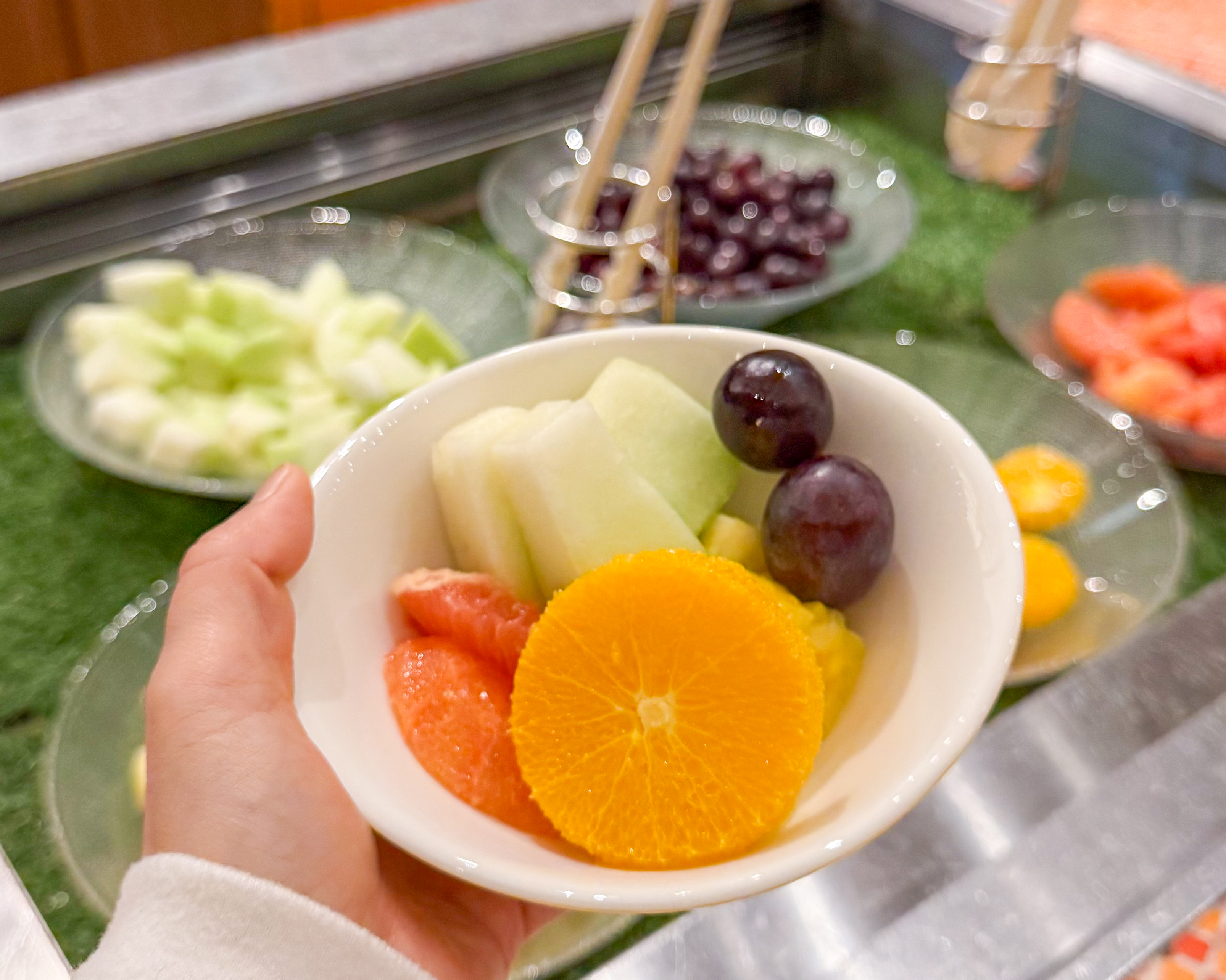 シェラトン・グランデ・トーキョーベイ・ホテル グランカフェ クリスマスブッフェ 2025 フルーツ