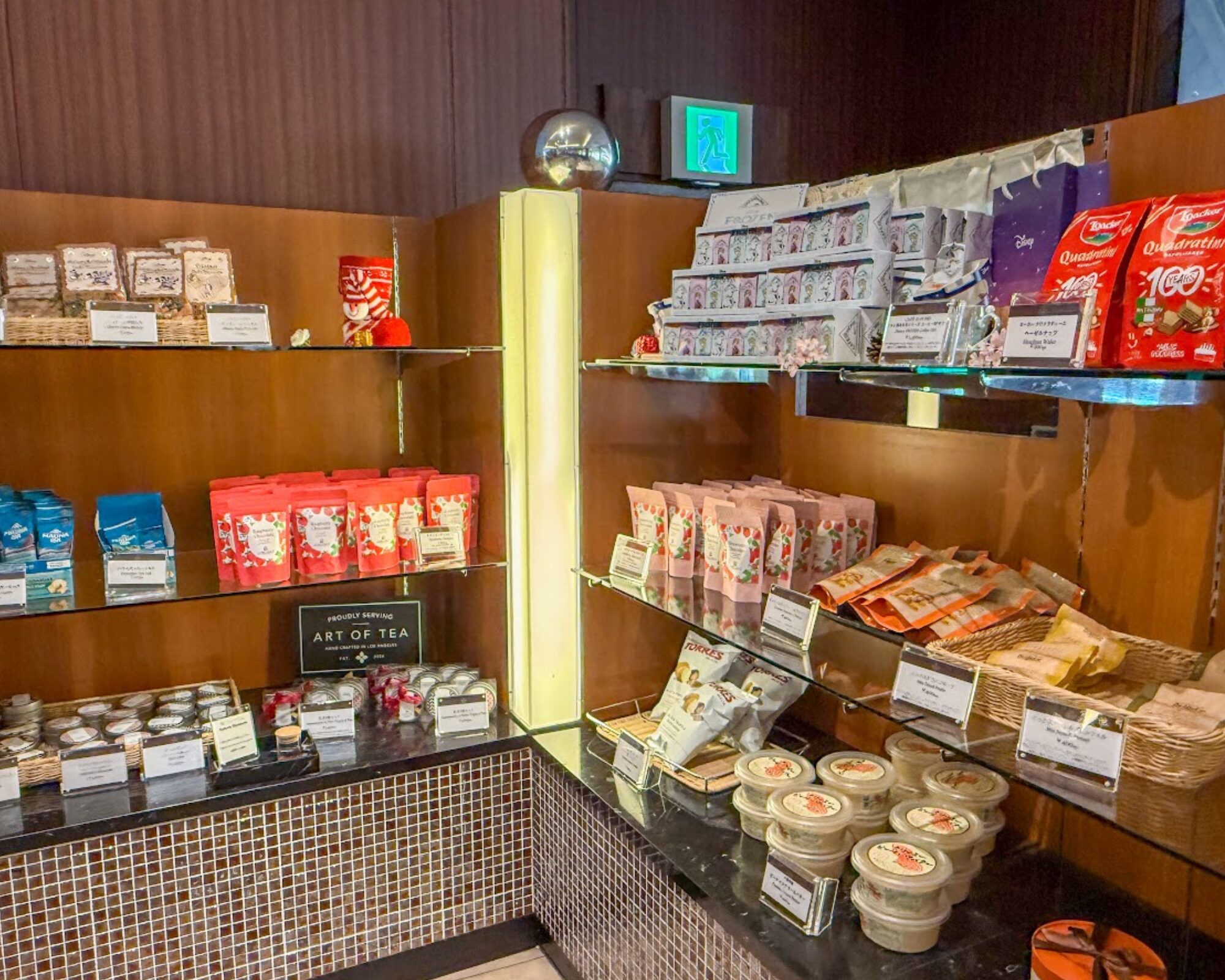 シェラトン・グランデ・トーキョーベイ・ホテル カフェ トスティーナ