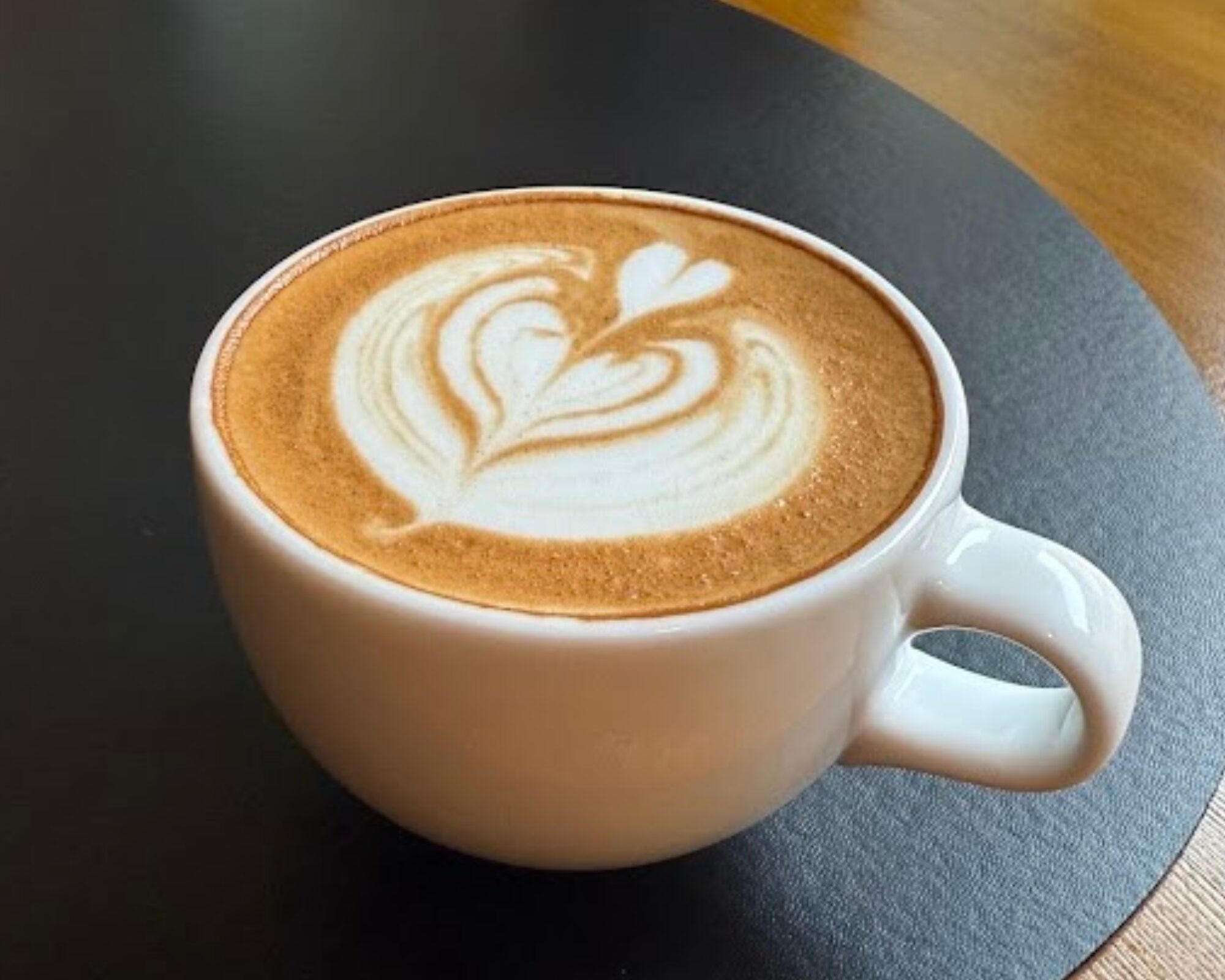 FishmanCoffee ロースタリー店 カフェラテ