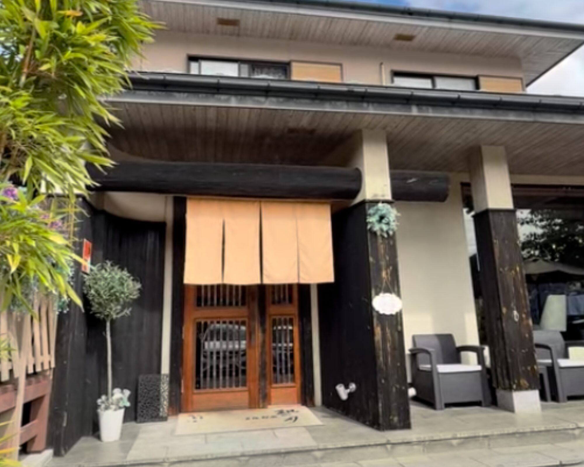 月夜野庭 銀の月