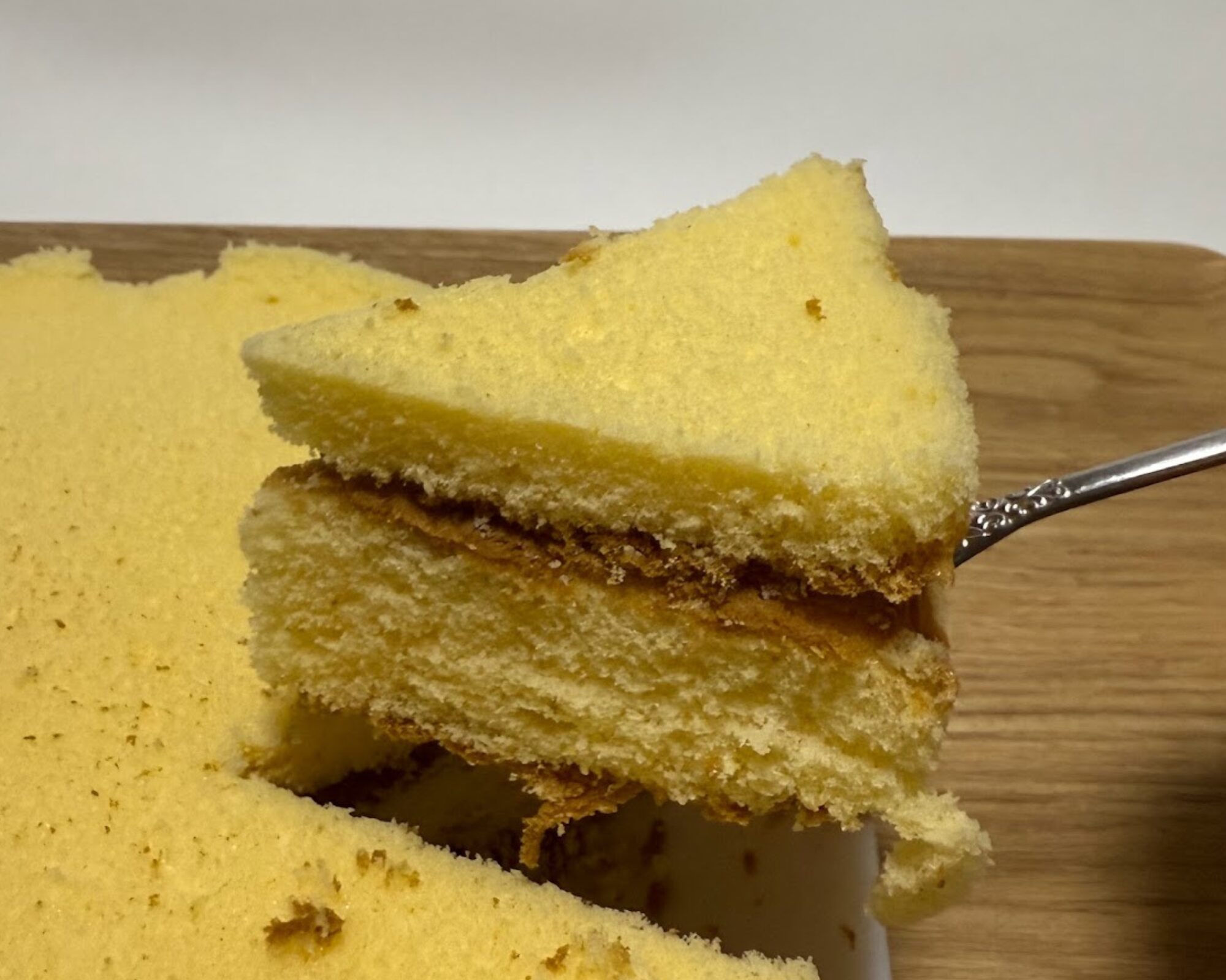 ガトーシャトゥ こぐま 全菓 工場直売所 スポンジケーキ