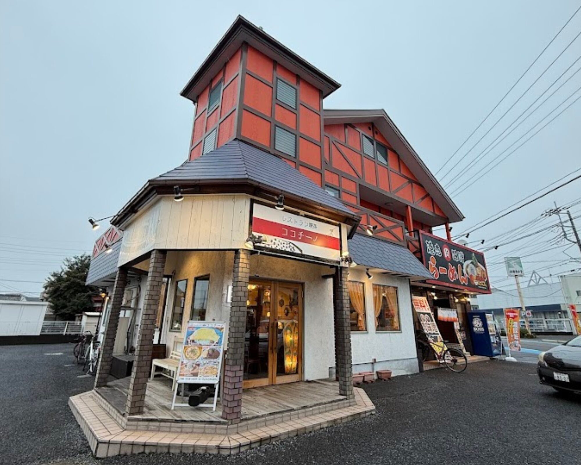 カフェレストラン喫茶ココチーノ 越谷 蒲生店