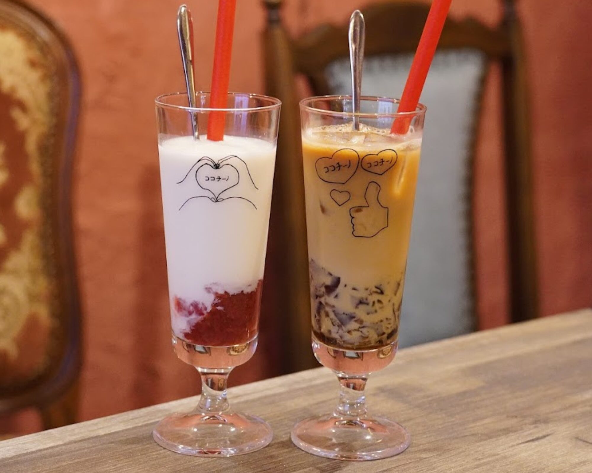 カフェレストラン喫茶ココチーノ 越谷 蒲生店 越谷いちごのいちごミルク クラッシュコーヒーゼリーオーレ