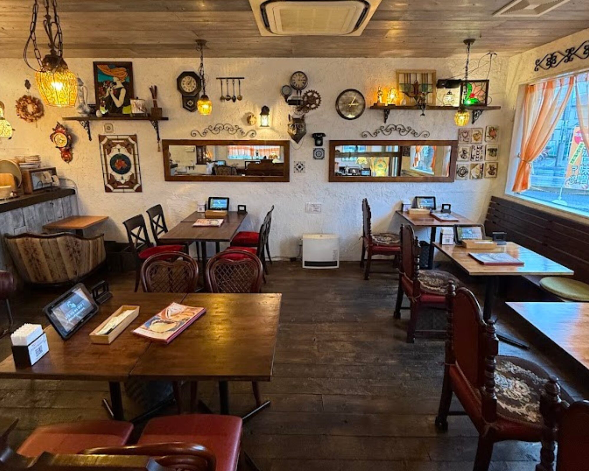 カフェレストラン喫茶ココチーノ 越谷 蒲生店