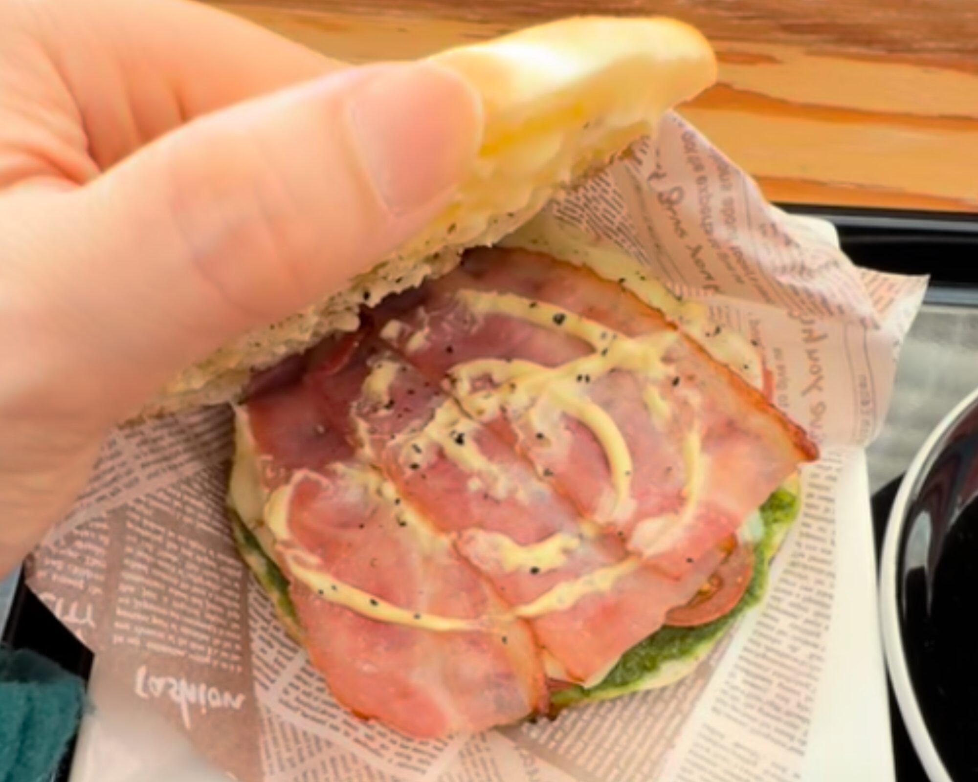 フライングソーサー コーヒーハウス とろーりチーズのミラノ風サンドウィッチ