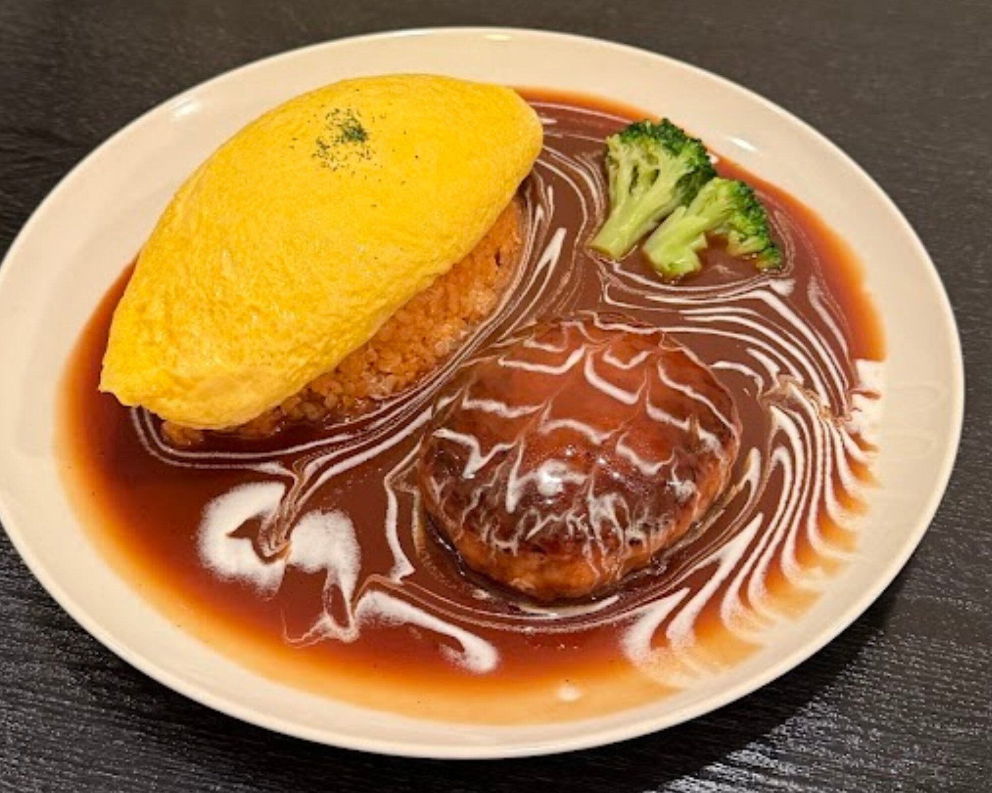 Restaurant & Coffee RUBBISH ラビッシュ ハンバーグディッシュオムライス