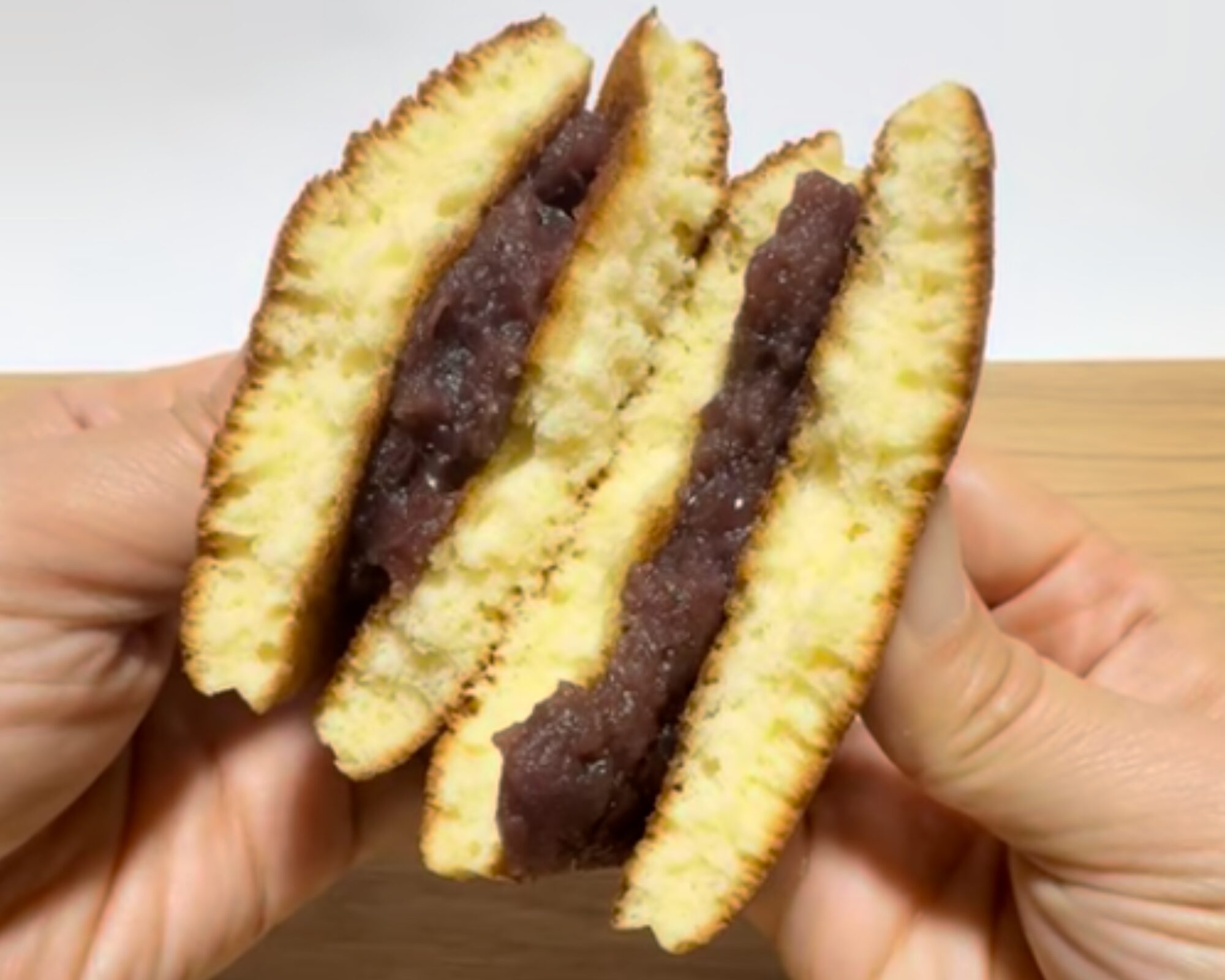 和菓子 増廼家 十二月田きつねのどら焼き