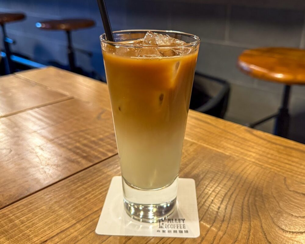 ALLEY COFFEE アリーコーヒー カフェラテ アイス
