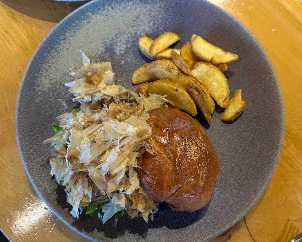 BugrePOLICE バーガーポリス 春日部 春日部バーガー