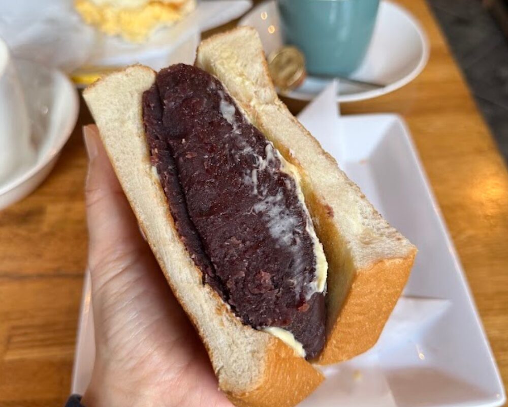 喫茶店SiMiZU あんバタートースト