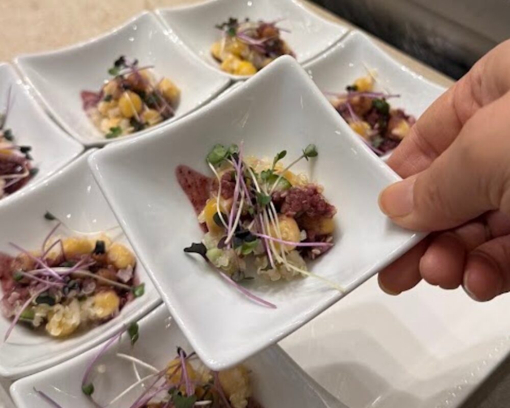 シェラトン・グランデ・トーキョーベイ・ホテル グランカフェ 世界の鍋フェア 2026 冷菜 ヒヨコ豆とキヌアのサラダ アサイードレッシング