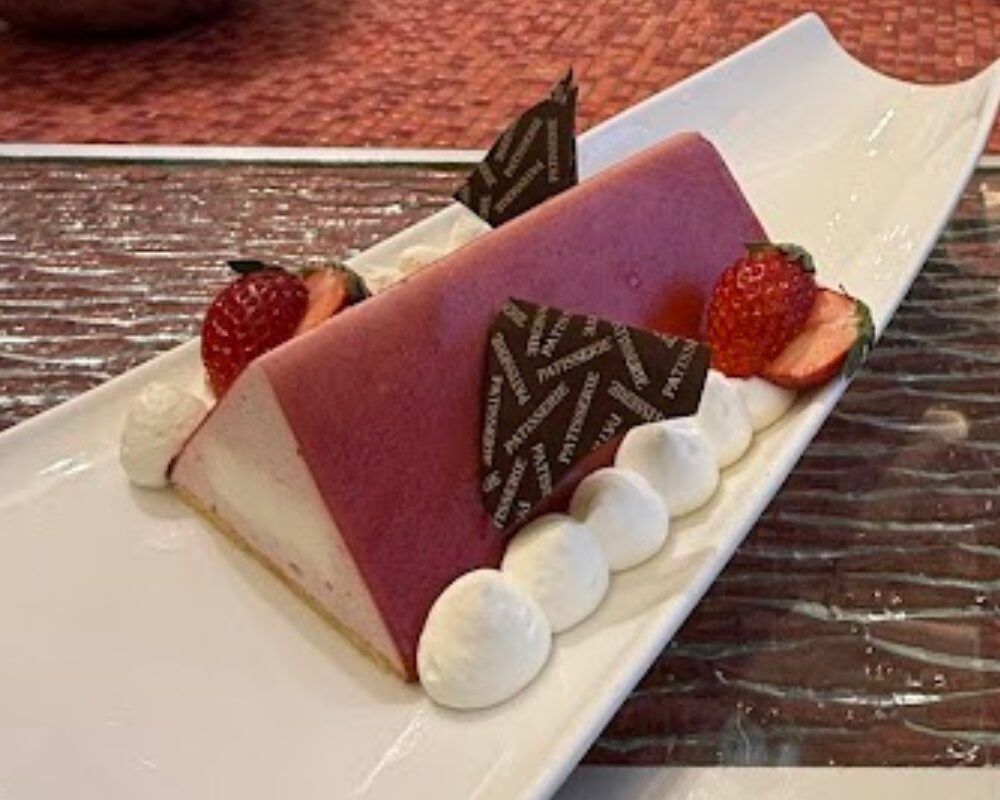 シェラトン・グランデ・トーキョーベイ・ホテル グランカフェ 世界の鍋フェア 2026 苺ムース