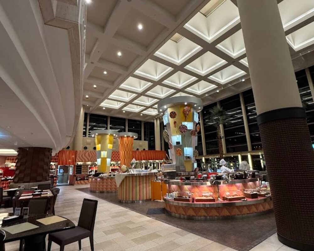 シェラトン・グランデ・トーキョーベイ・ホテル グランカフェ