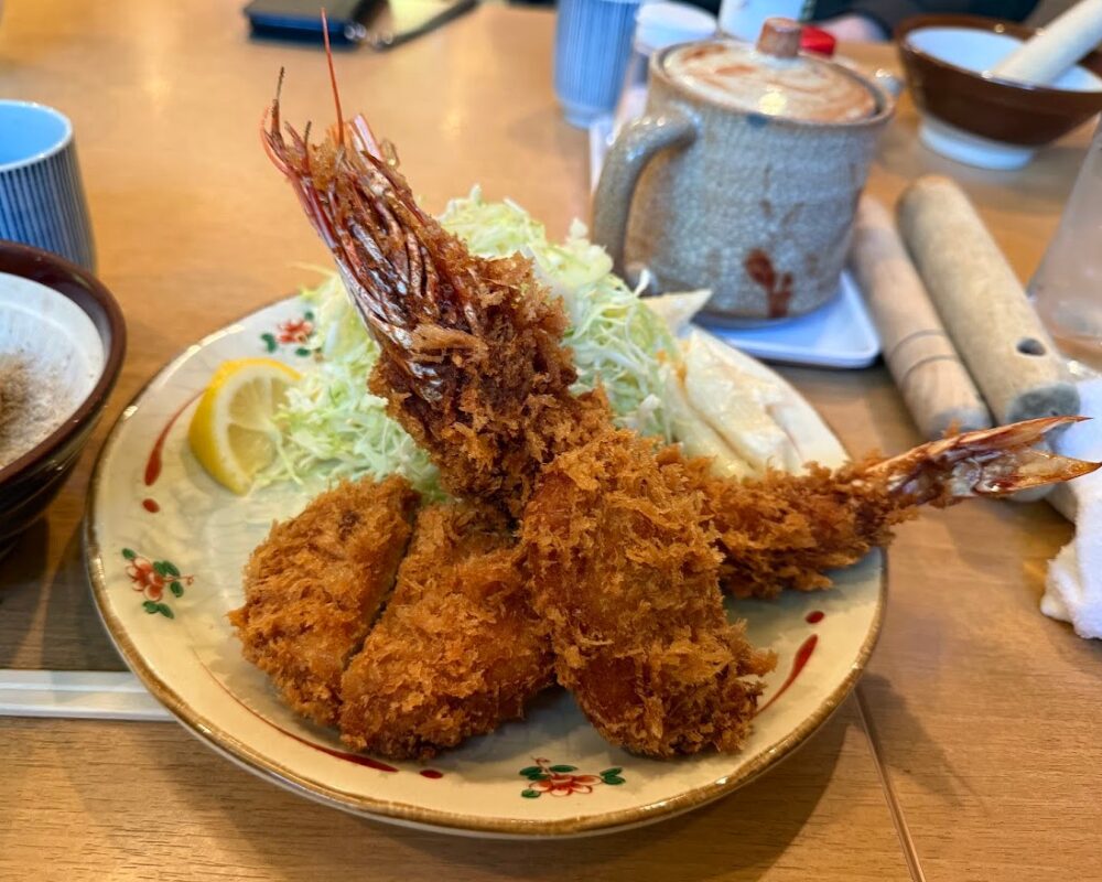 とんかつ林や ミックスフライ