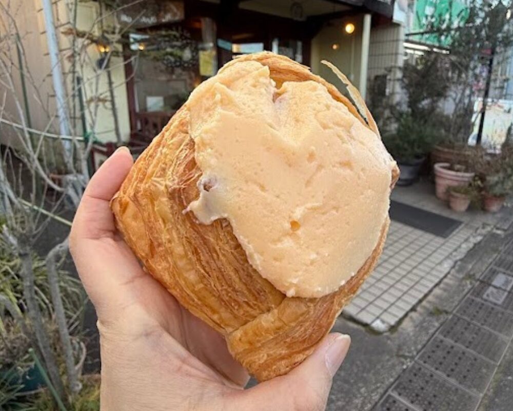 ぶーらんじぇ駒井 デニッシュ・クレーム