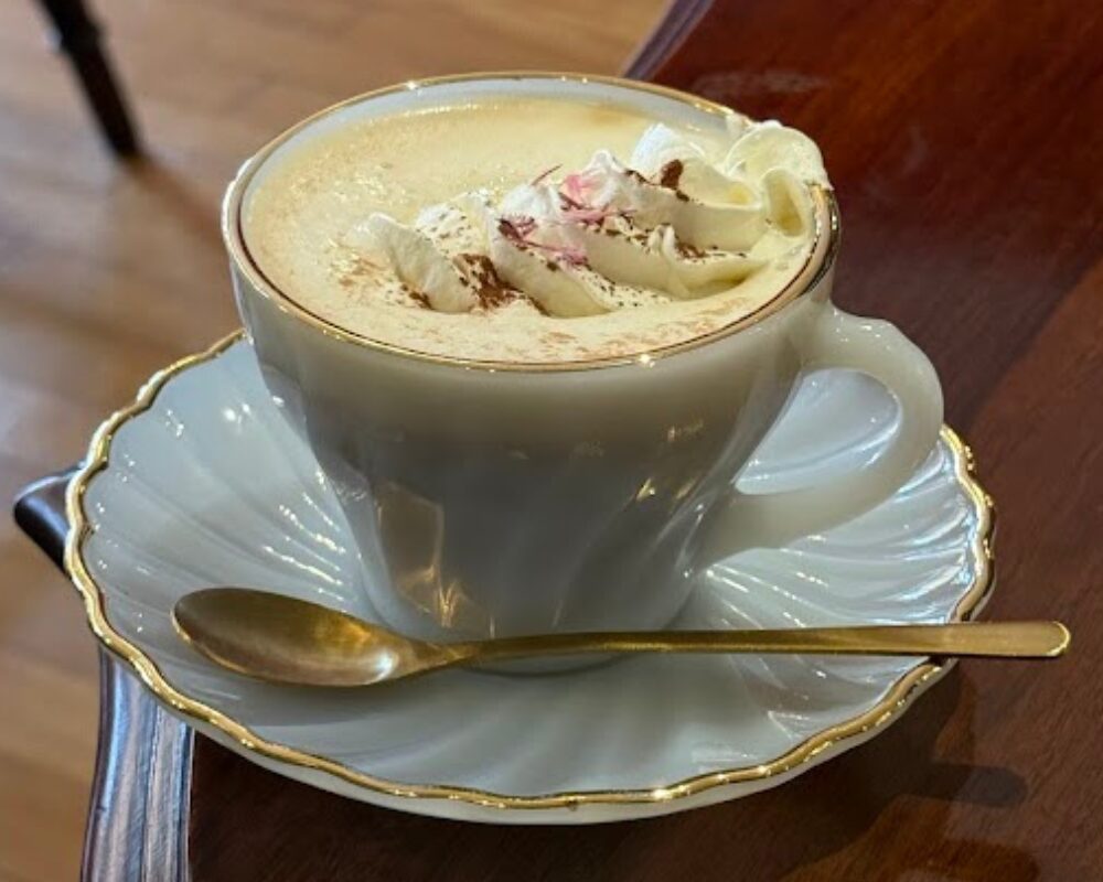 喫茶と雑貨 dali ダリ ウィンナーコーヒー