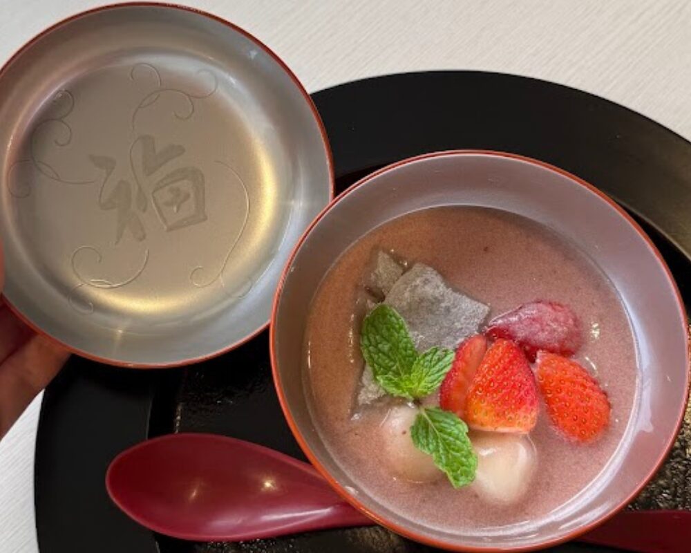 京料理 三門 苺のおしるこ