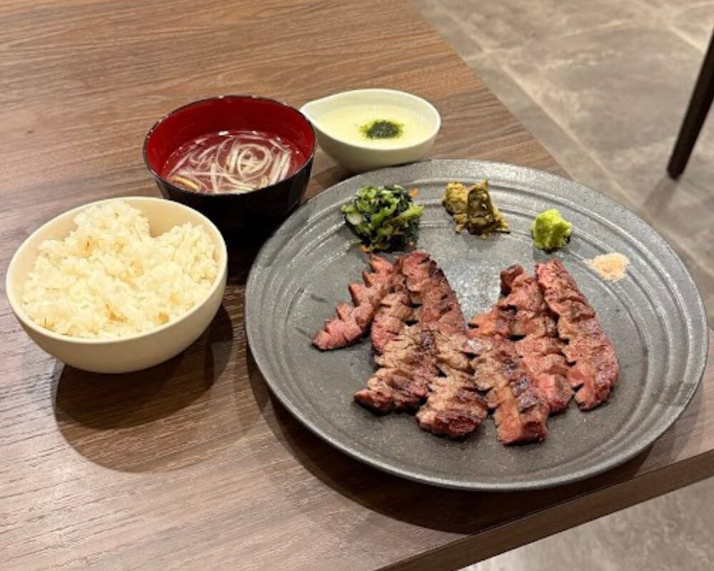 杜の都仙台牛たん 伊達哉 特上牛タン定食