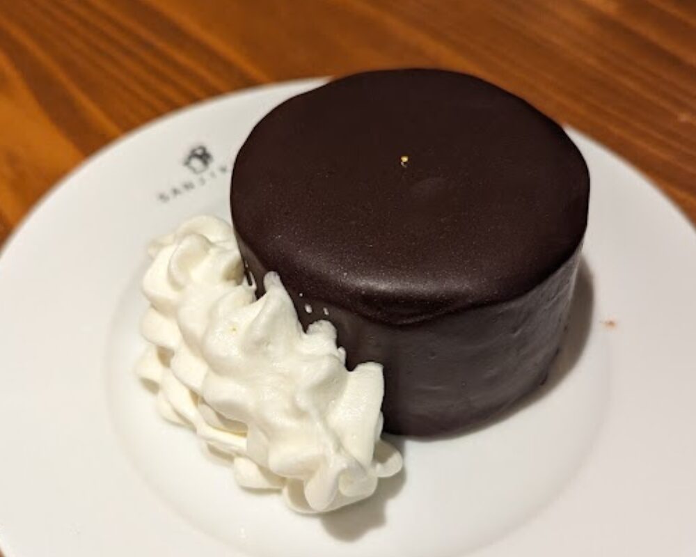 珈琲専門店 三十間 銀座 本店 ザッハトルテ