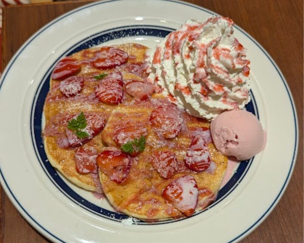 Hawaiian Diner HANAO CAFE モラージュ菖蒲店 練乳ストロベリーパンケーキ