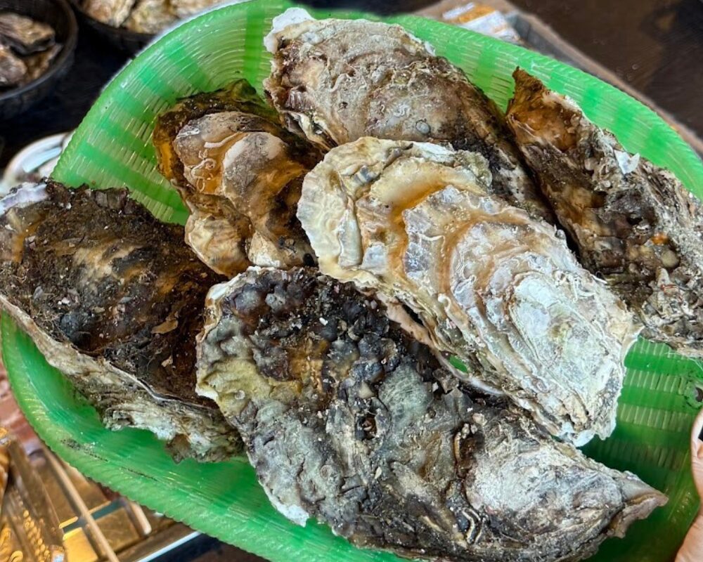 出張カキ小屋 牡蠣奉行 in イオンモール与野