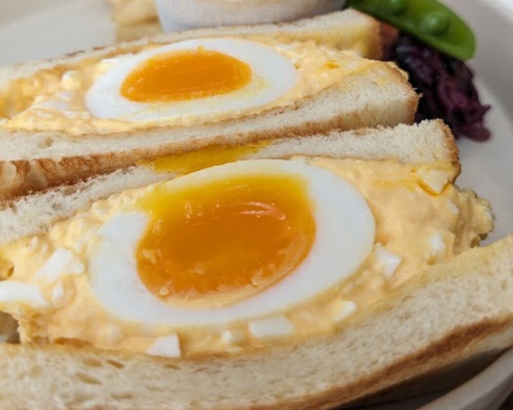 クロカツサン 絶品 半熟たまごサンド