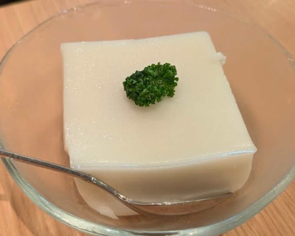 粤港美食 上野店 ココナッツプリン