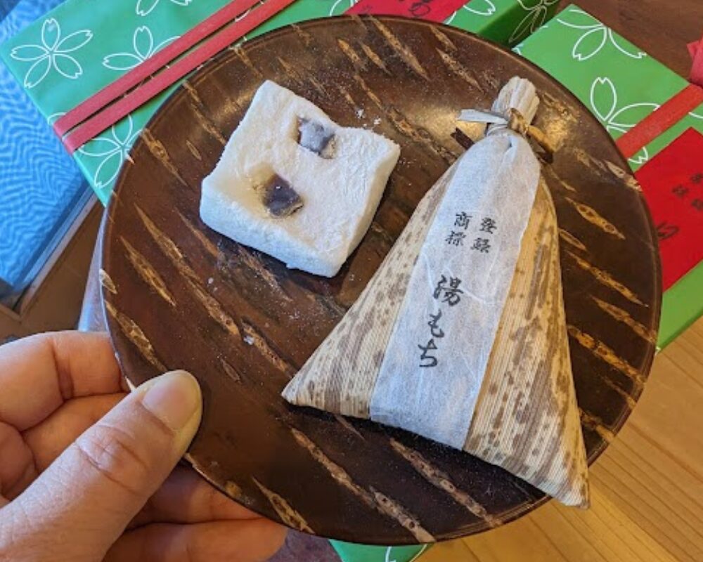 ちもと 滝通り本店 湯もち