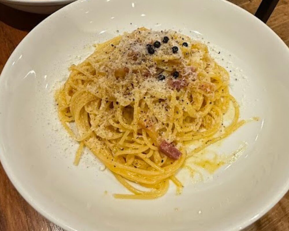 1+2 いちたすに カルボナーラ