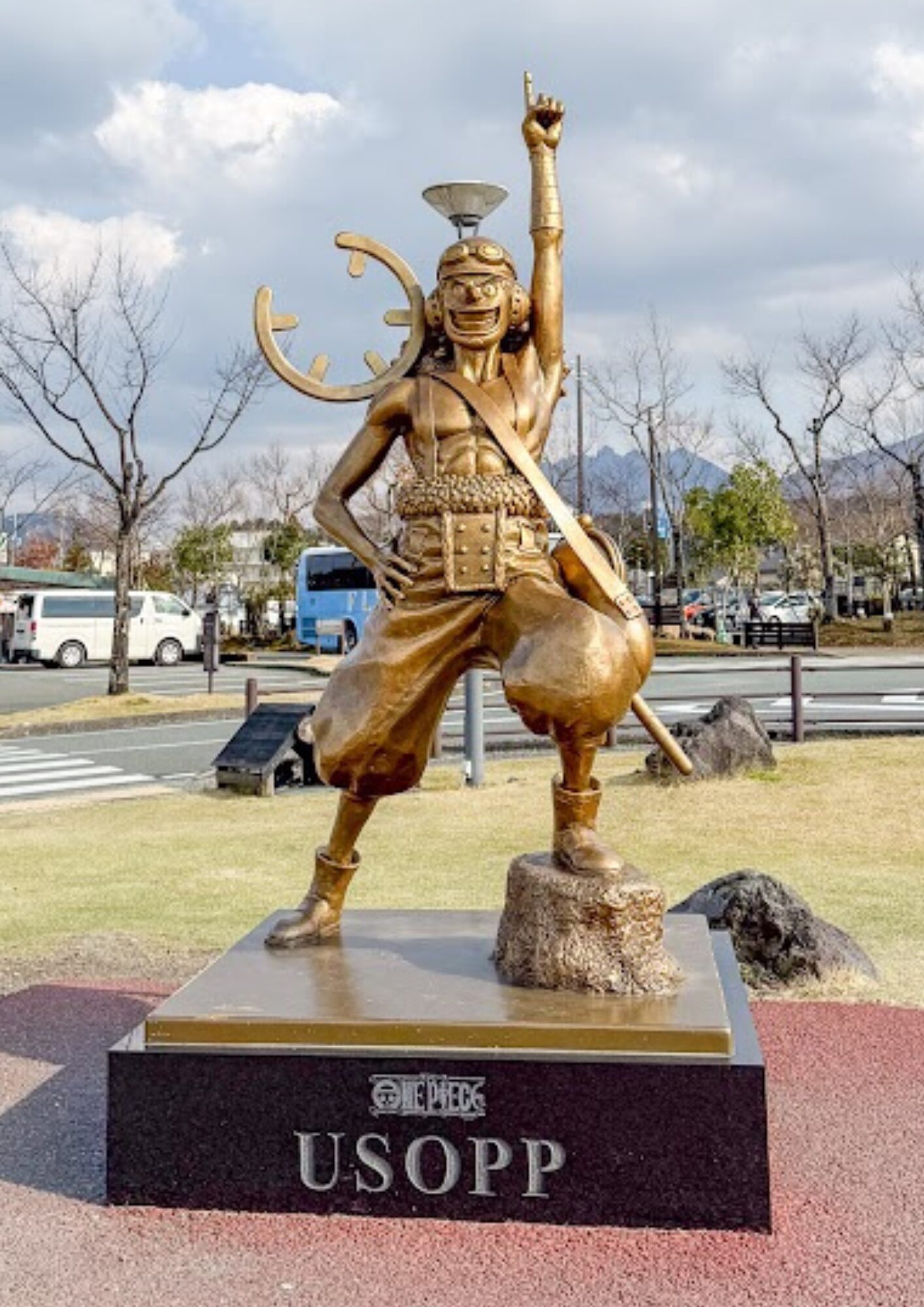 JR阿蘇駅 ウソップ像 ワンピース