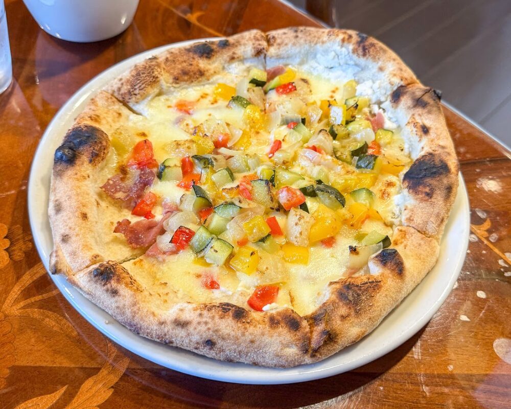 リコッタチーズと夏野菜のピッツァ