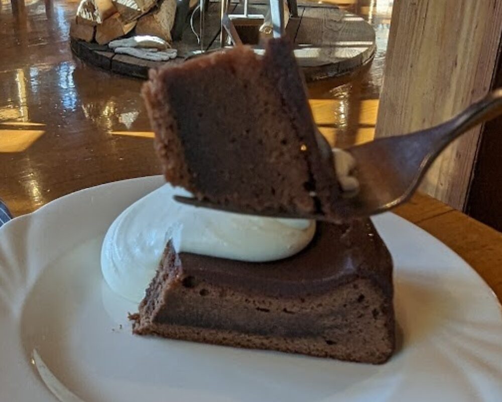 CAFE HOUSE ぱいつぼおる ザッハトルテ