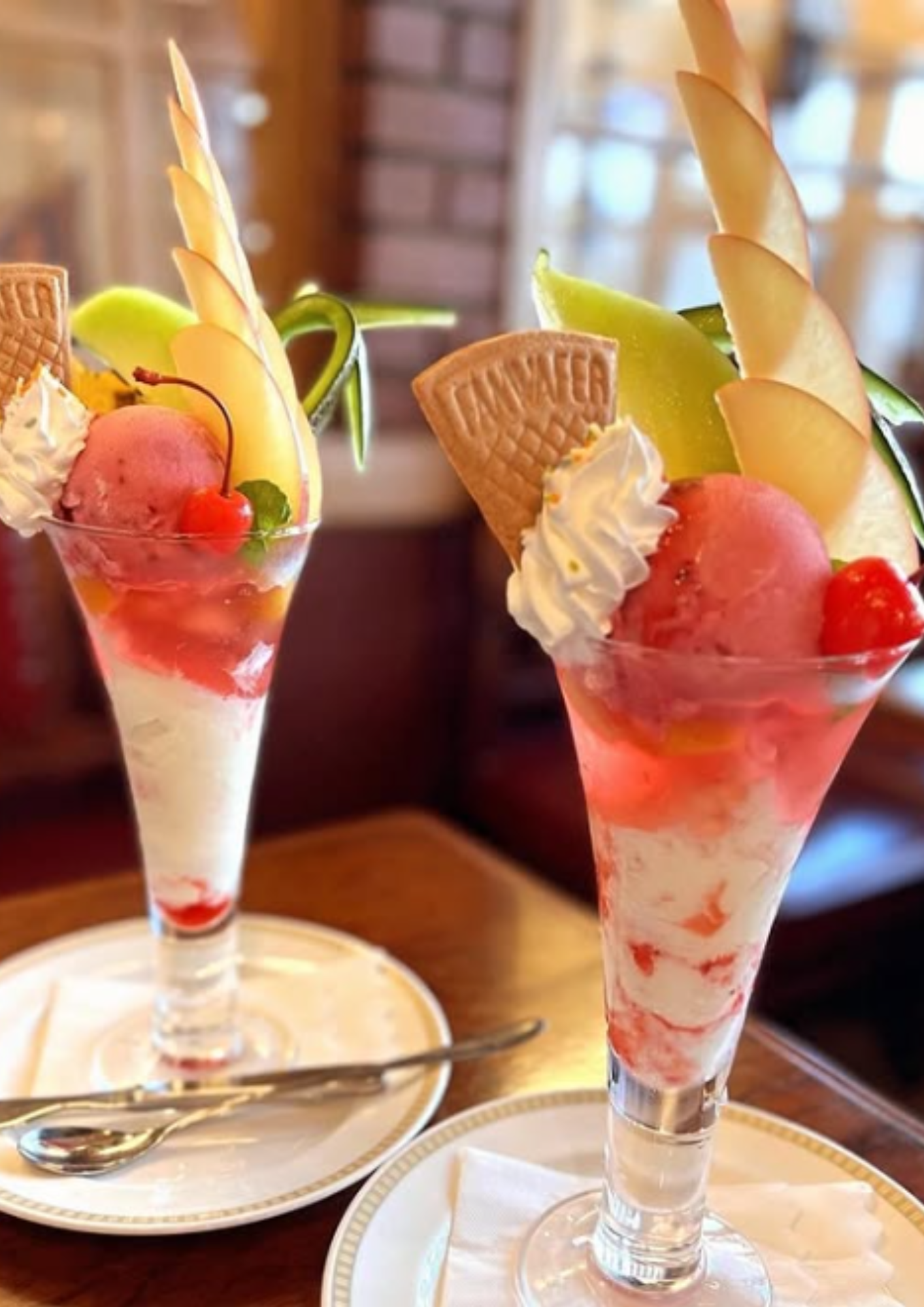 羅比亜 本店 フルーツタワー