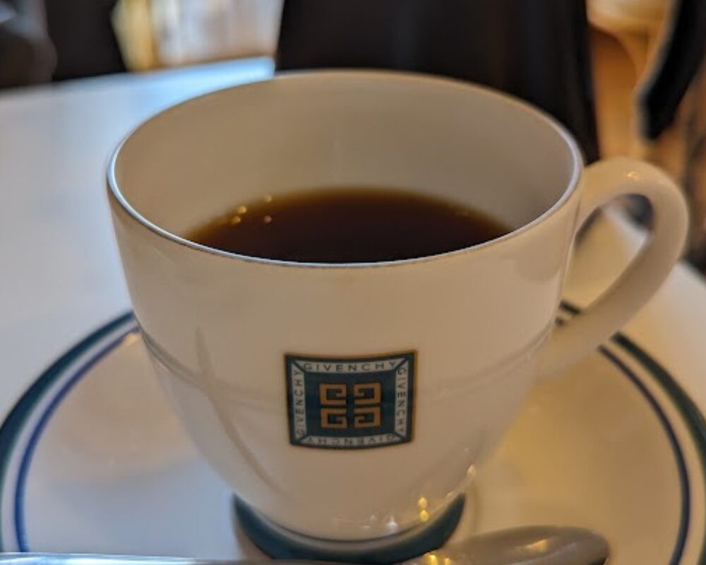 ストーブカフェ オキザリス ホットコーヒー