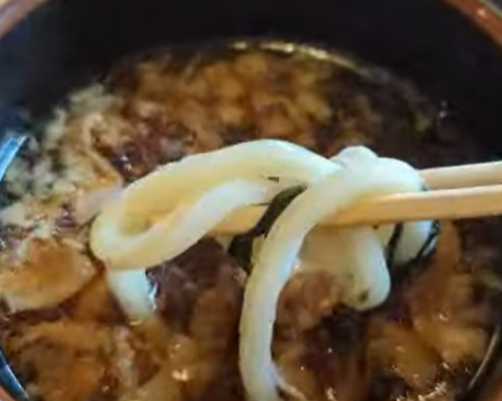 うどん専科 麦の香り 肉汁たらいうどん